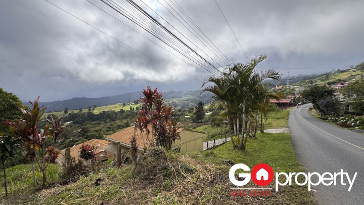 Venta Lote en Santa Cruz de Turrialba